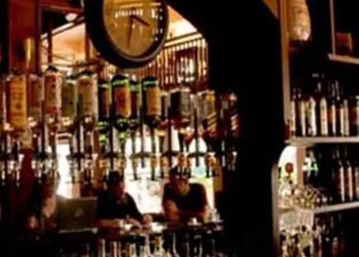 ゲストハウス Molly Malone'S Irish Bar & Guesthouse